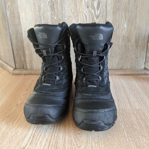 NORTH FACE thermoball winter boots - Picture 5 of 13